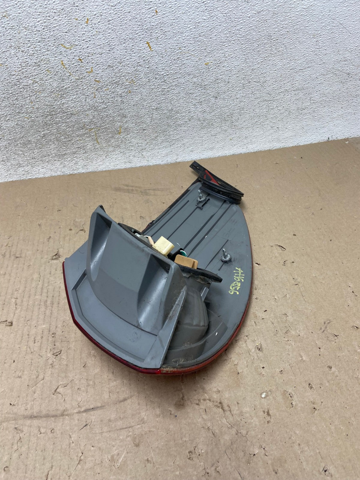 2006 to 2010 Toyota Sienna Left Driver LH Side Tail Light AH6856 LK6