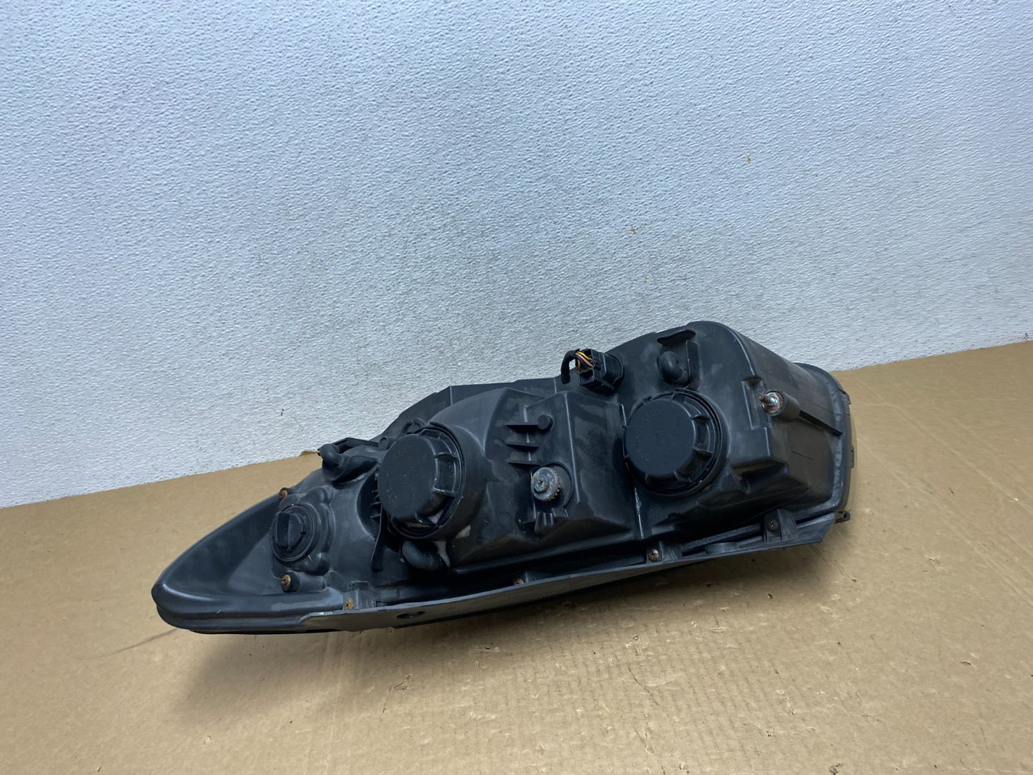 2007 2008 2009 Hyundai Santa Fe Right Passenger Halogen Headlight AG0488 DW5