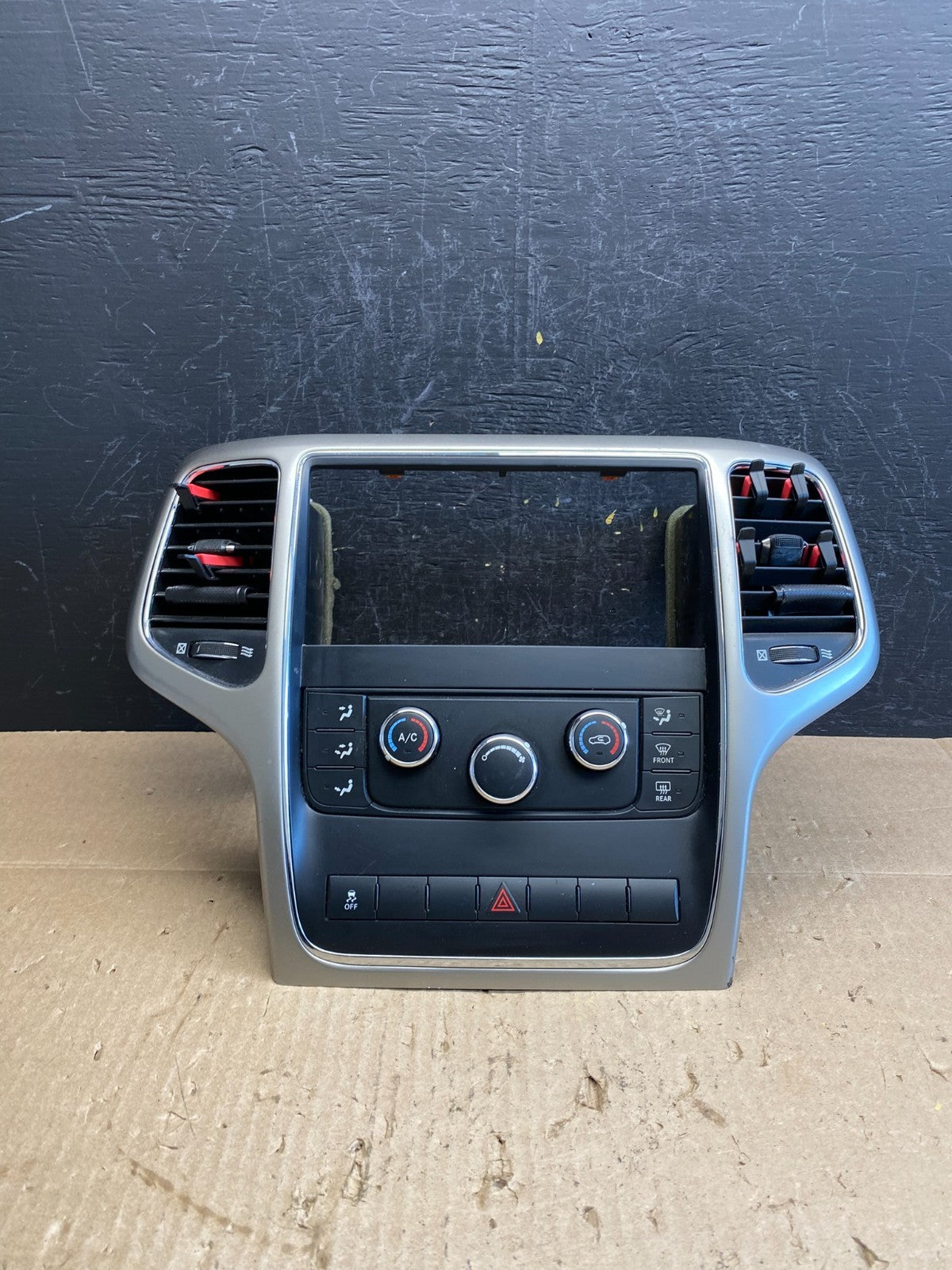 2011-2013 Jeep Grand Cherokee Center Radio Climate Control Bezel Vent AC9088 DG0