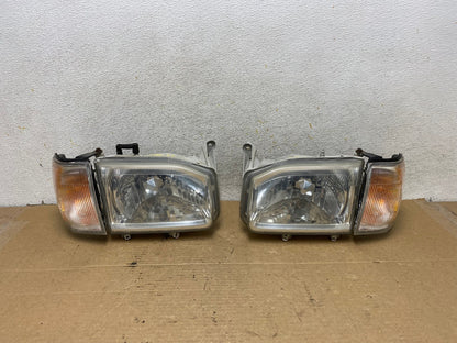 1999-2004 Nissan Pathfinder Left+Right Side Set Halogen Headlights AH8022 LK0