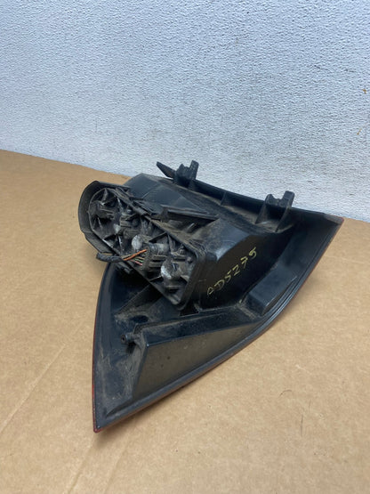 1998 to 2001 Mercedes ML320 ML-Class Right Passenger Rh Tail Light AD5275 LK7