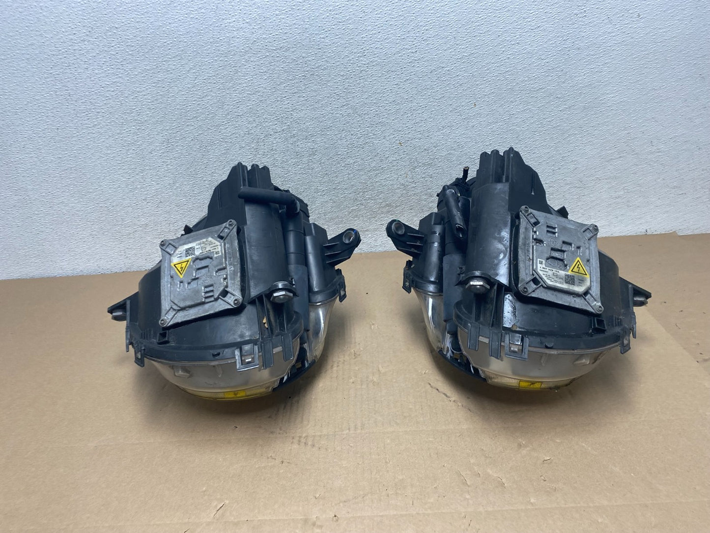 2007 to 2013 Mini Cooper Left+Right Side Headlights Xenon HID AG5740 DW10