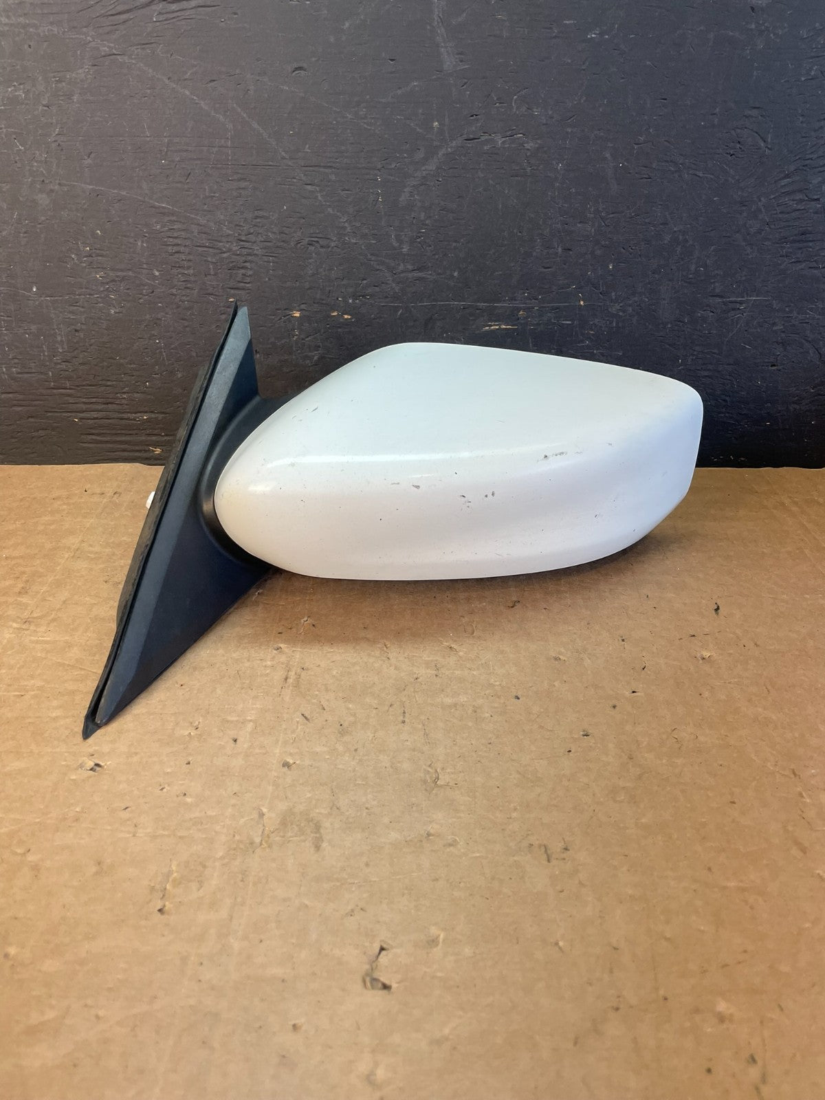 2013 to 2018 Nissan Altima Left Driver LH Side View Door Mirror AE8582 DG0