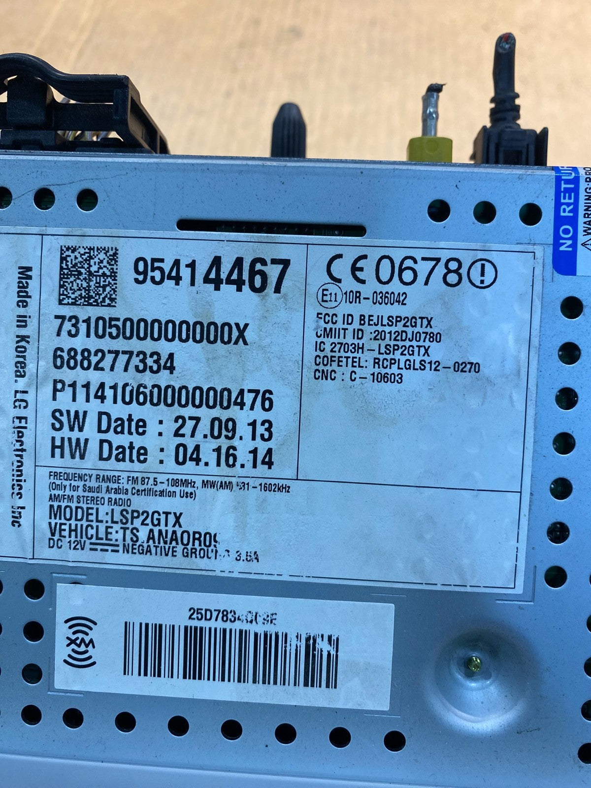 2013 2016 Chevy Sonic Radio Receiver Display Screen AM FM MP3 AB3708 DG6