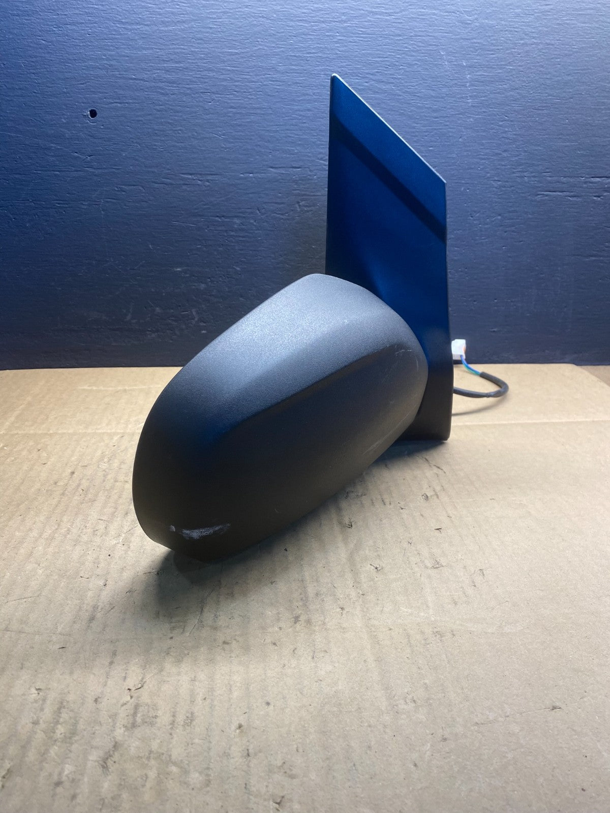 2000 - 2006 Mazda MPV Right Passenger RH Side View Door Mirror ab7487 DG1