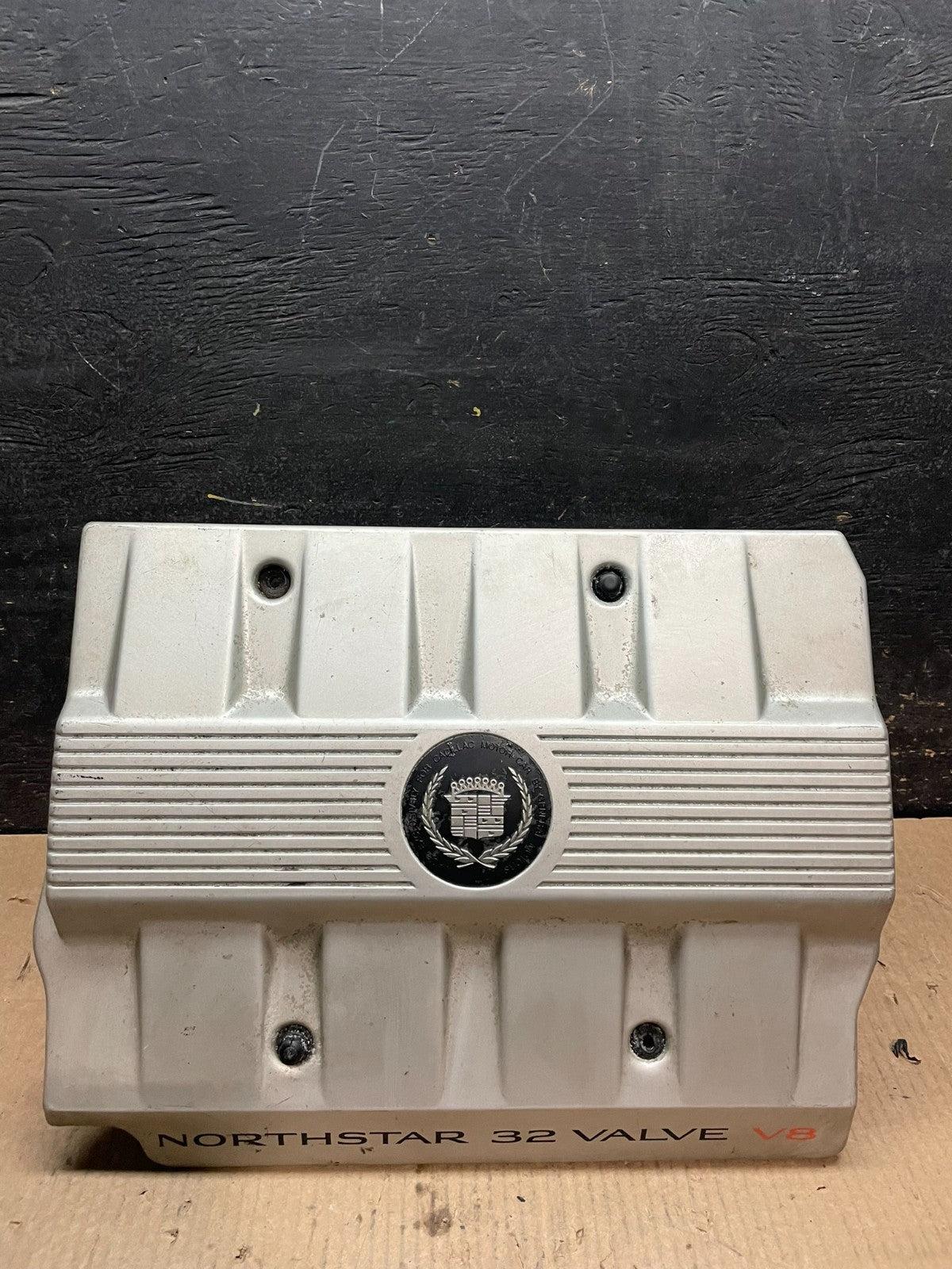 1996 1997 1998 Cadillac Deville Engine Cover OEM X9701 DG0