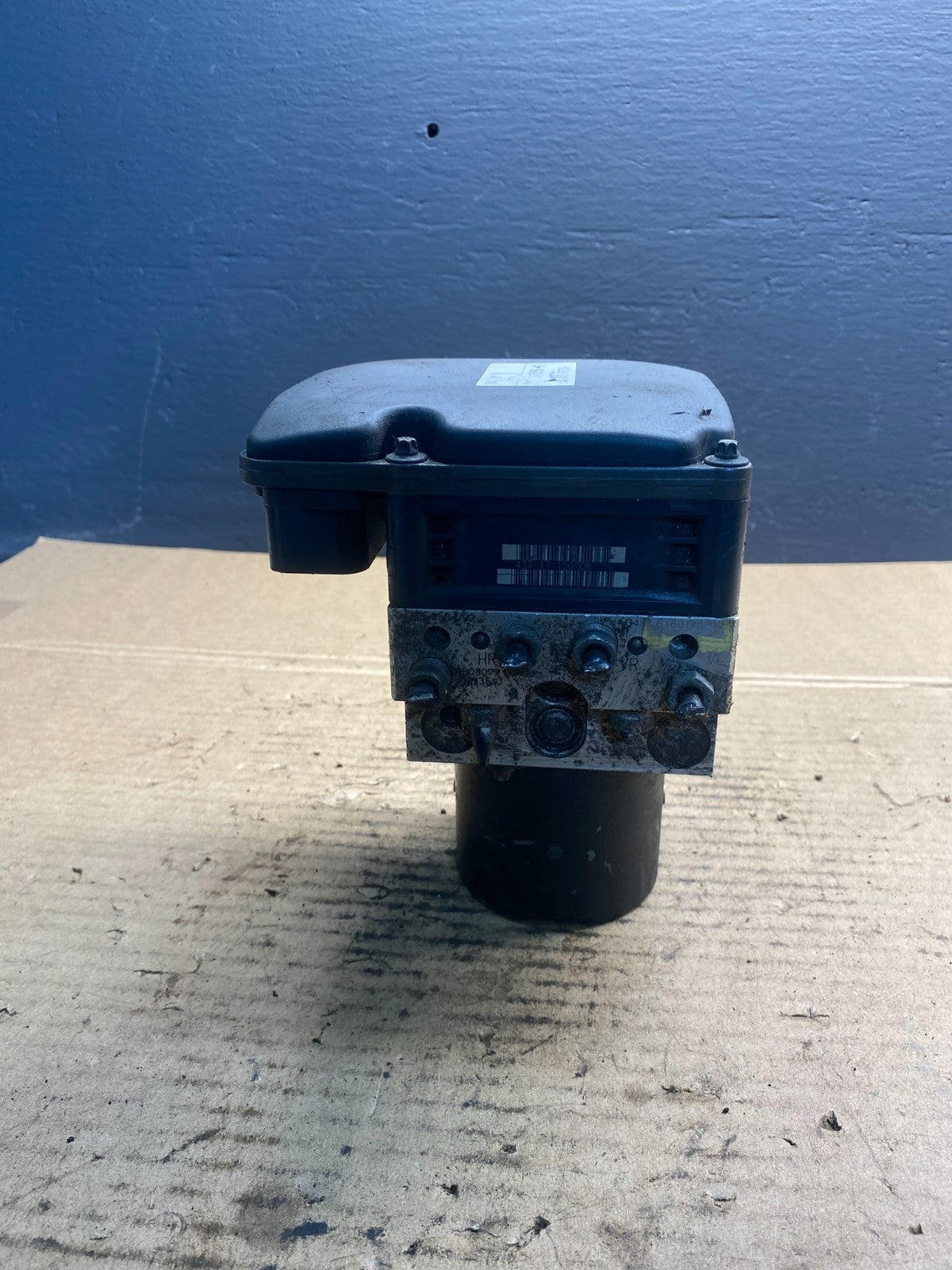 2007 to 2013 BMW X5 E70 ABS Anti-Lock Brake Pump Module OEM ab7343 DG4