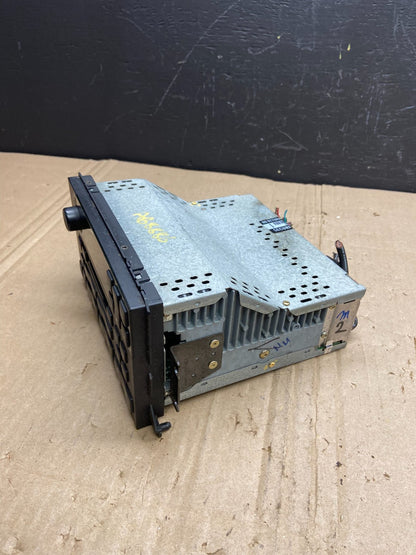 1999-2002 Lincoln Continental Factory Cassette Player Radio OEM ab8886 DG2