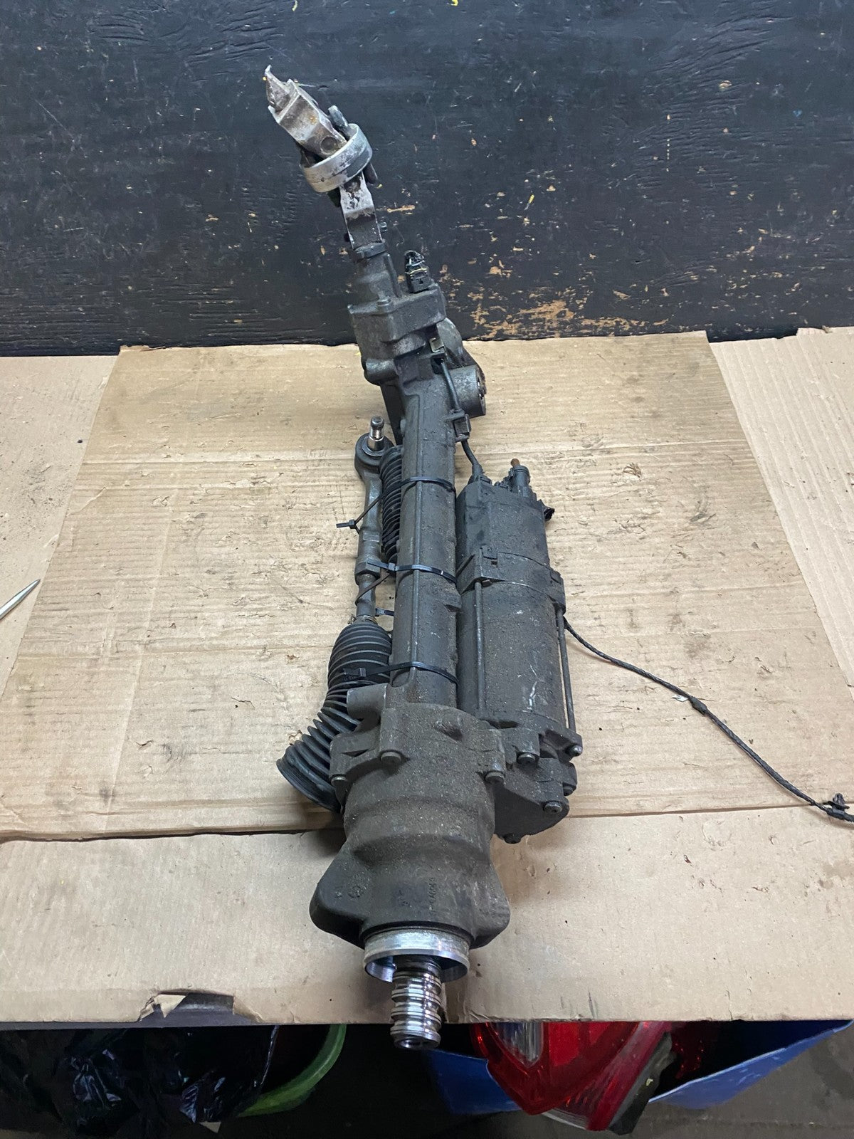 2011 - 2017 BMW F25 X3 Front Electric Power Steering Rack & Pinion 685072 V34093