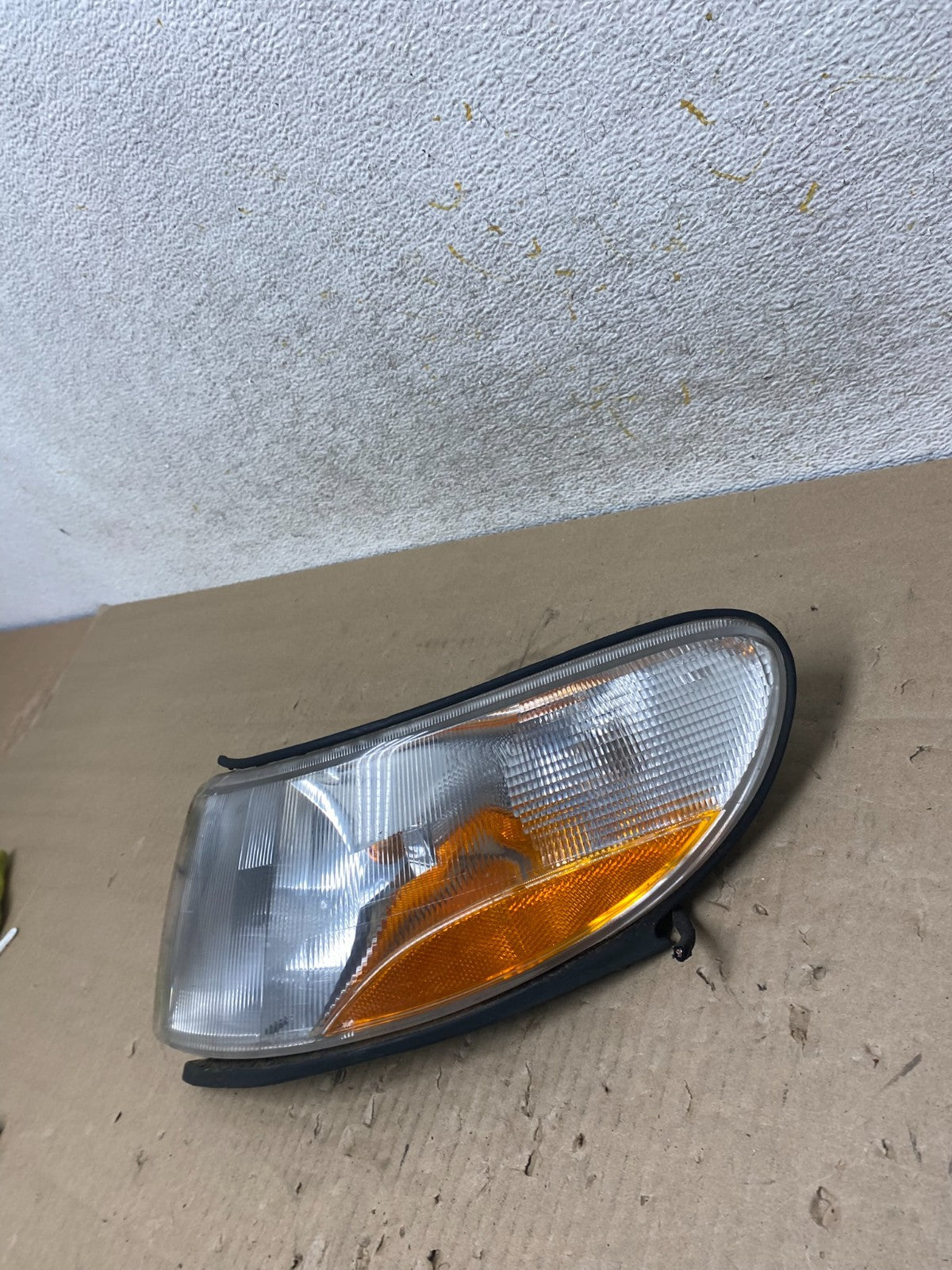1999 to 2003 Saab 9-3 Front Left Driver LH Side Turn Signal AI2258 DW2