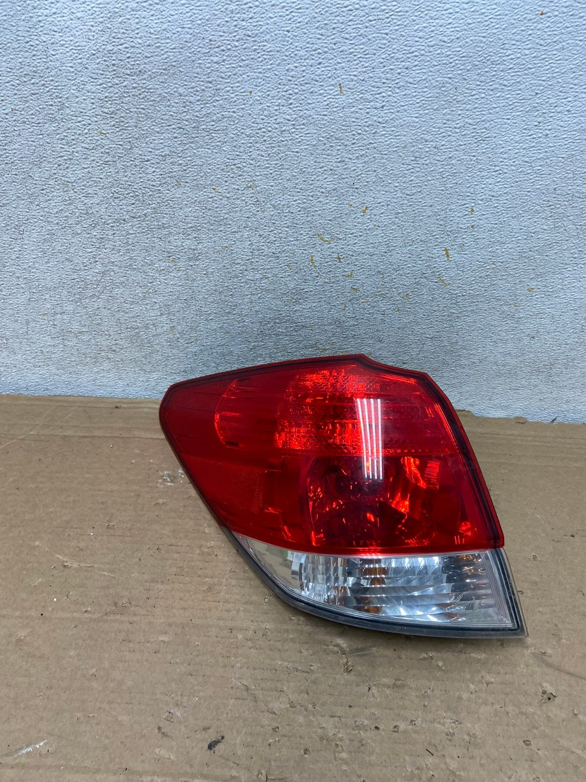 2010-2014 Subaru Outback Wagon Left Driver Lh Side Tail Light AH8406 LK0