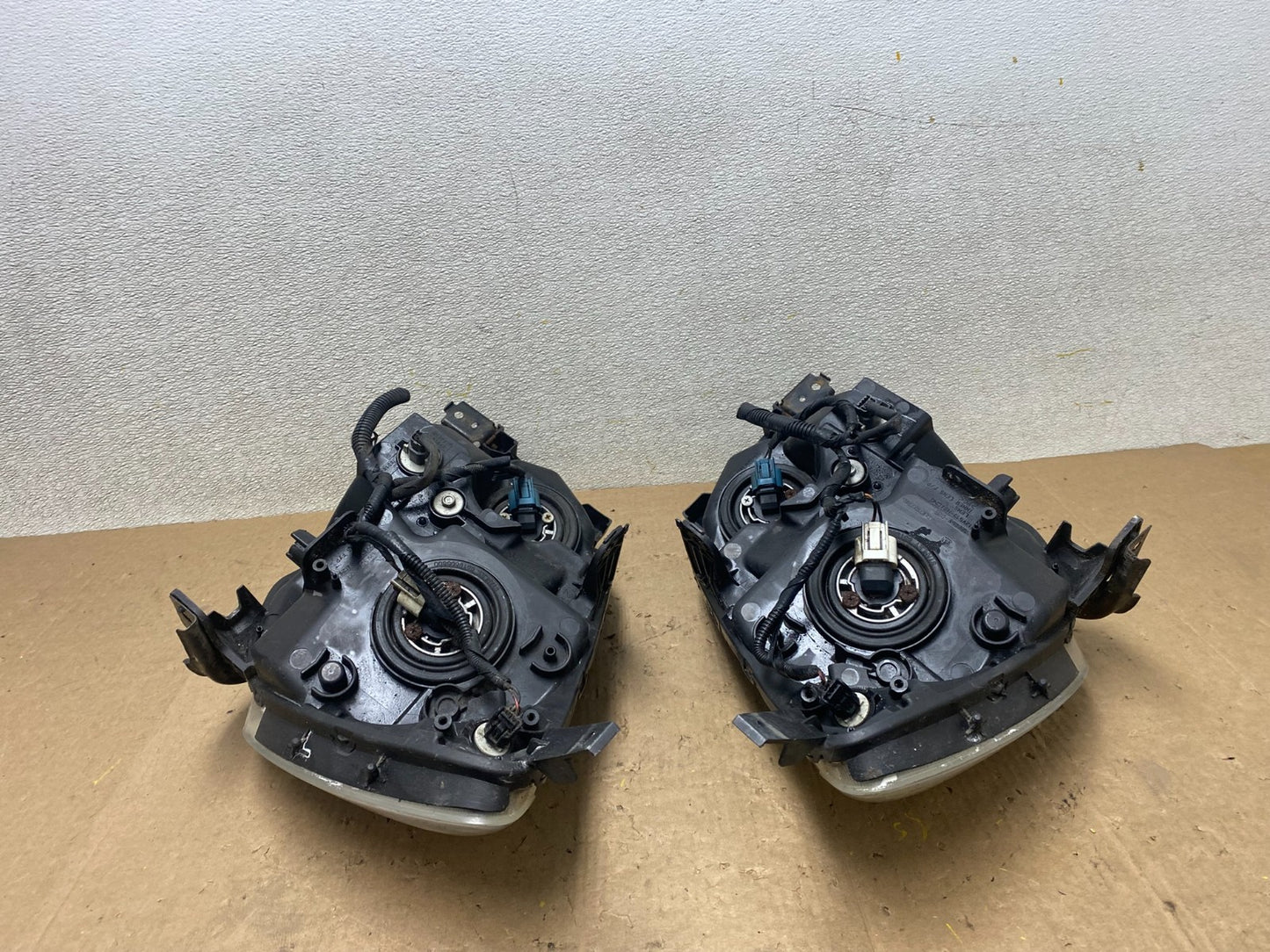 2005 2006 2007 Honda Odyssey Left+Right Set Halogen Headlights W9035 DW13
