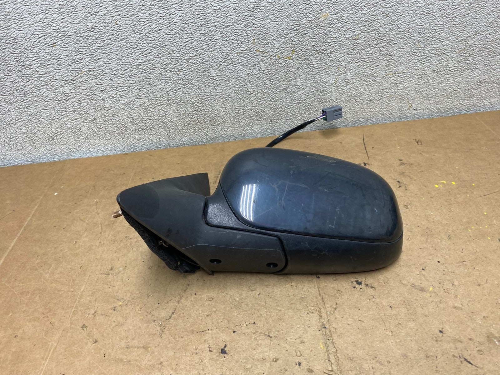 1999 - 2002 Ford Crown Victoria Left Driver LH Side View Door Mirror X6887 MS5