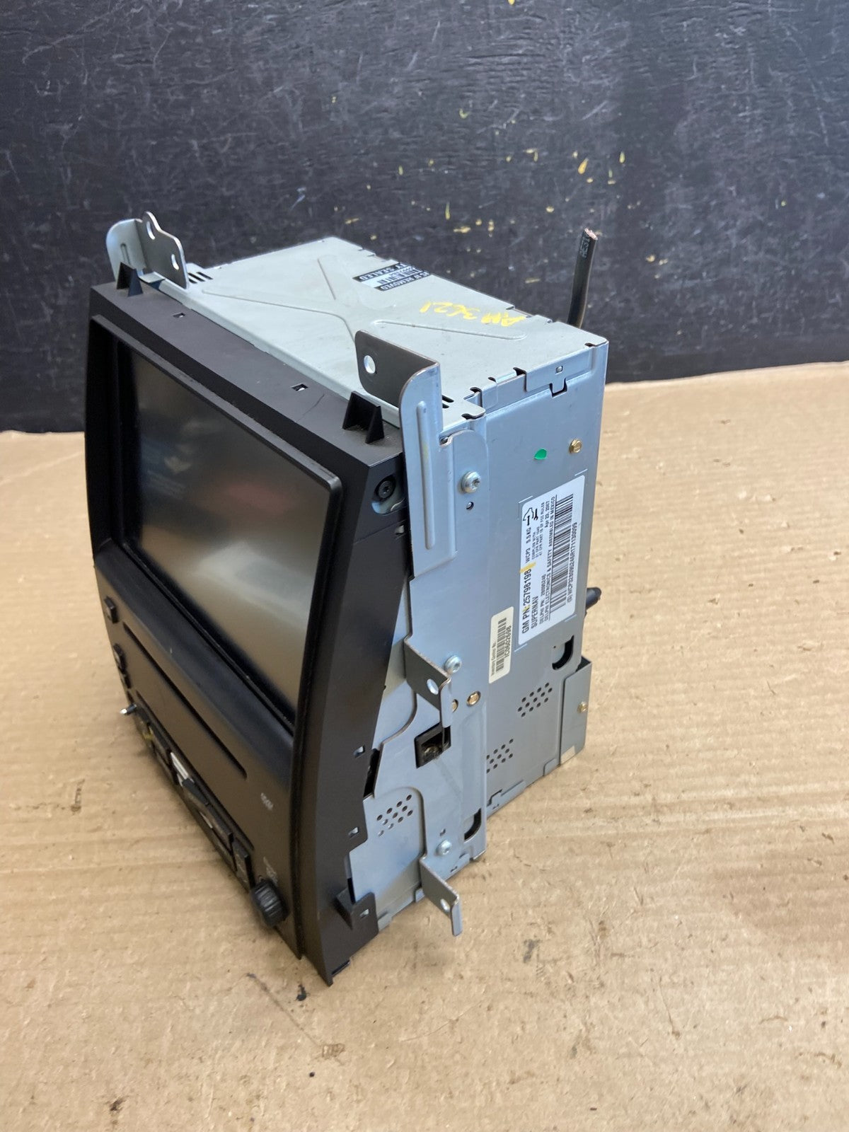 2007-2009 Cadillac Escalade Radio CD DVD GPS Navigation Screen Display AH3621 DG5