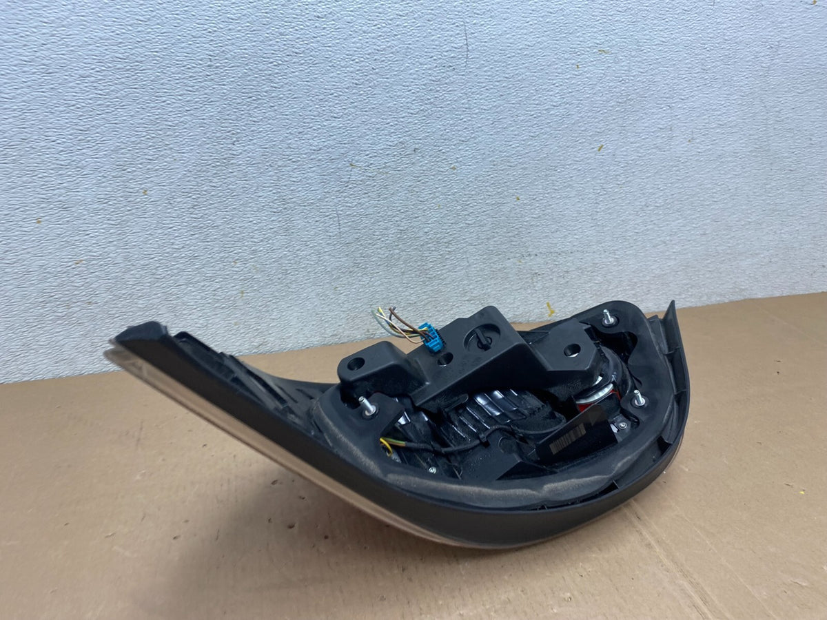 2008 2009 2010 BMW 5 525i 530i Left Driver Lh Tail Side Light M0393 DW6