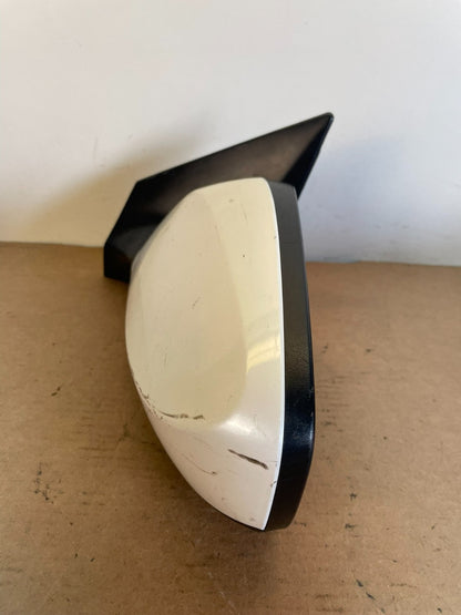 2012 to 2014 Hyundai Elantra Left Driver View Door Mirror AG0672 DW7