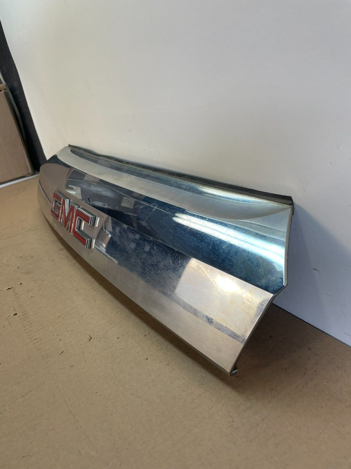 2010-2015 Gmc Terrain Lift Gate Handle Trim Back Up Camera 20881057 AI4223 DG1