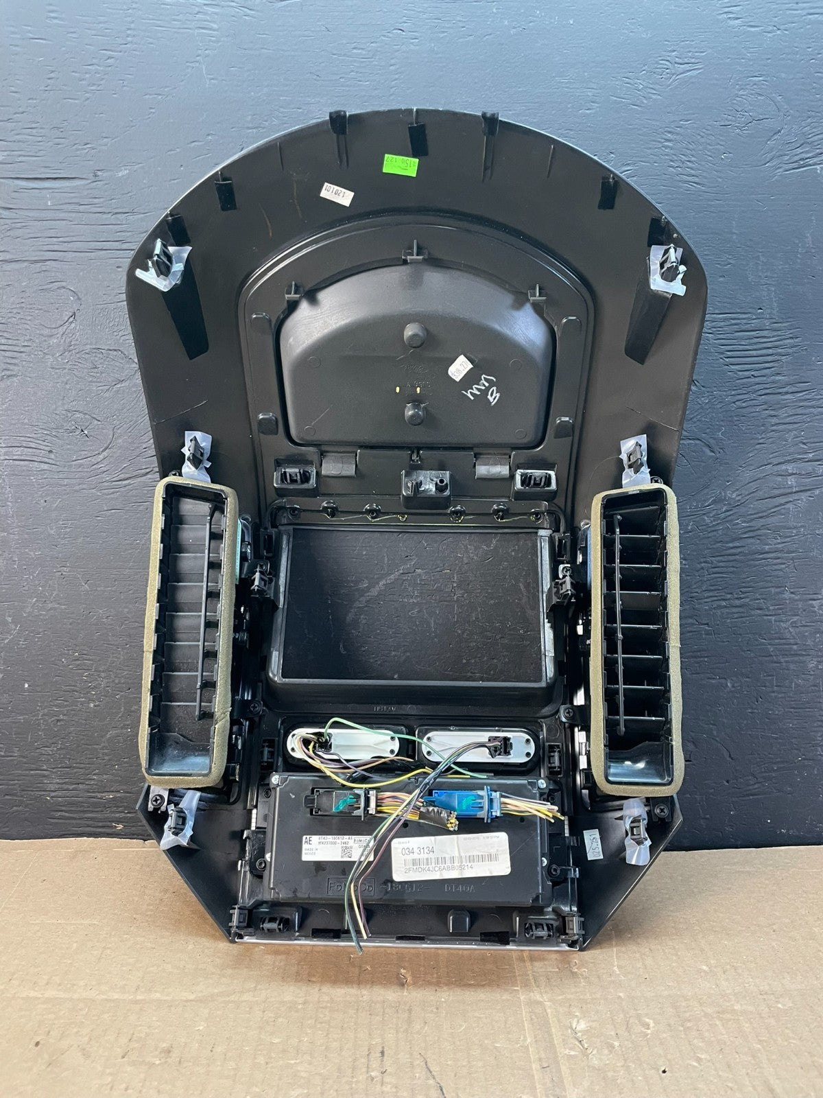 2007 - 2010 Ford Edge Heater Climate Control Radio Control Dash Bezel ac4907 DG6