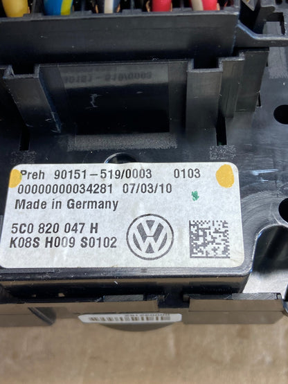 2011 - 2014 Volkswagen Jetta Center Climate Control Panel AC Heater AH3646 DG4