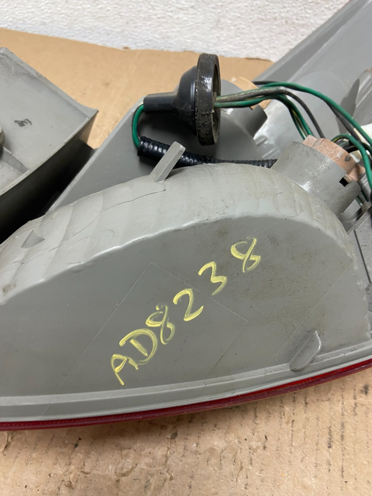 2008 to 2015 Nissan Rogue Left Driver Lh Side Tail Light AD8238 DW5