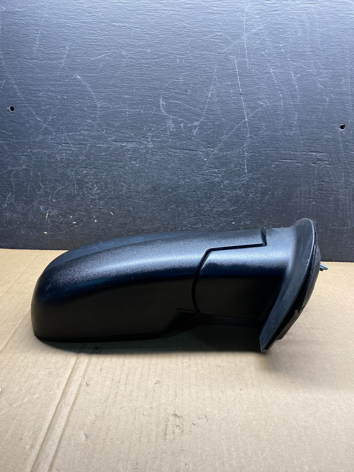 2007-2013 Chevrolet Tahoe Silverado Suburban Right Passenger Mirror AG3692 MS2