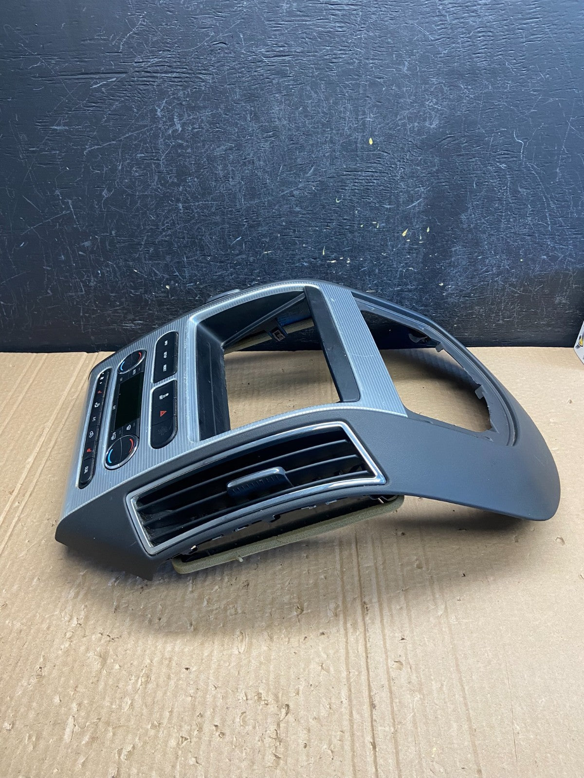 2007 - 2010 Ford Edge Heater Climate Control Radio Control Dash Bezel af6340 DG5
