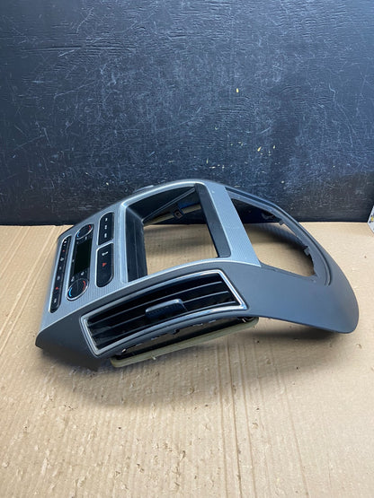 2007 - 2010 Ford Edge Heater Climate Control Radio Control Dash Bezel af6340 DG5