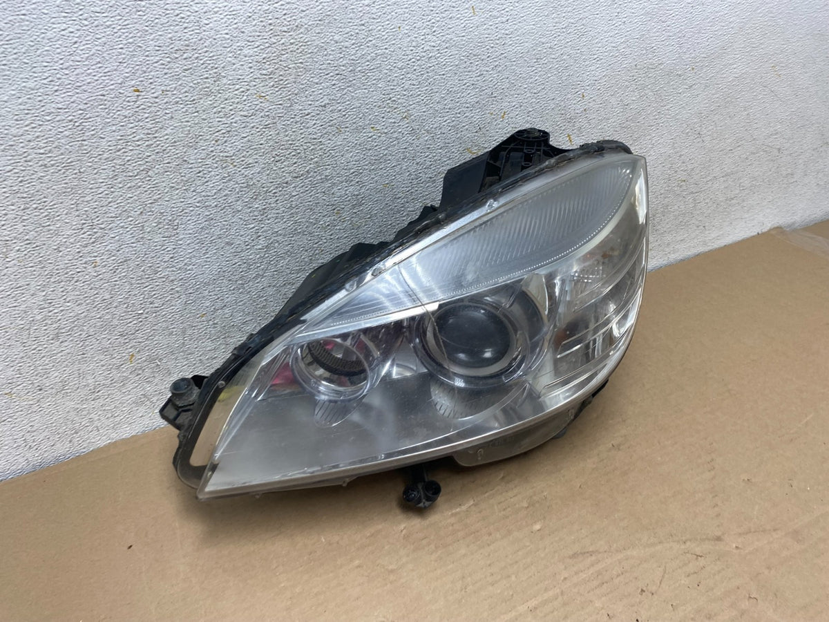 2008-2011 Mercedes C-Class C350 C300 Left Driver Xenon Headlight AH9339 DW2