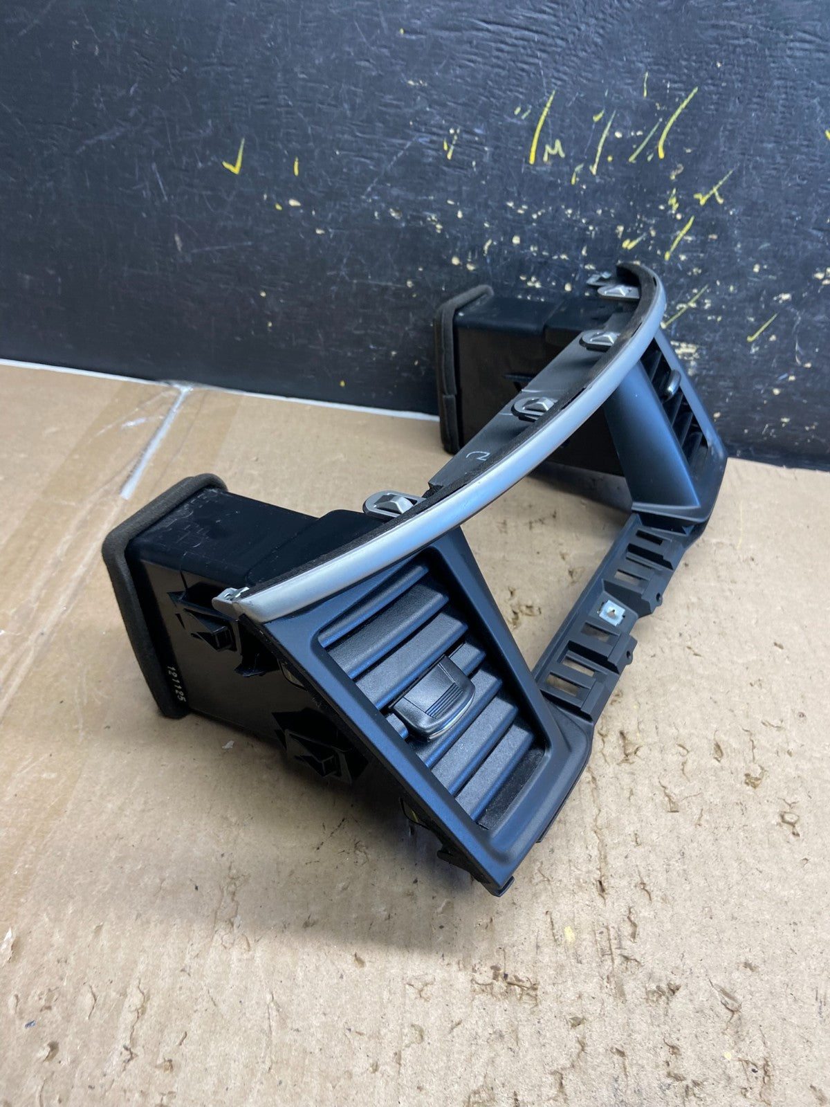 2013 to 2020 Nissan Pathfinder Center Dash Radio Trim Bezel  Surround AB5496 DG1