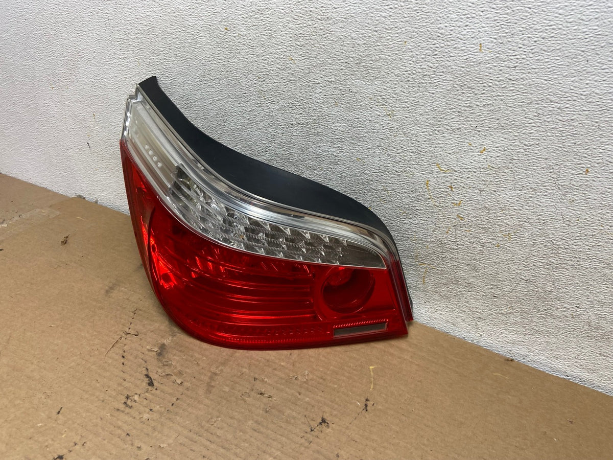 2008 2009 2010 BMW 5 525i 530i Left Driver Lh Tail Side Light AH4331 LK2