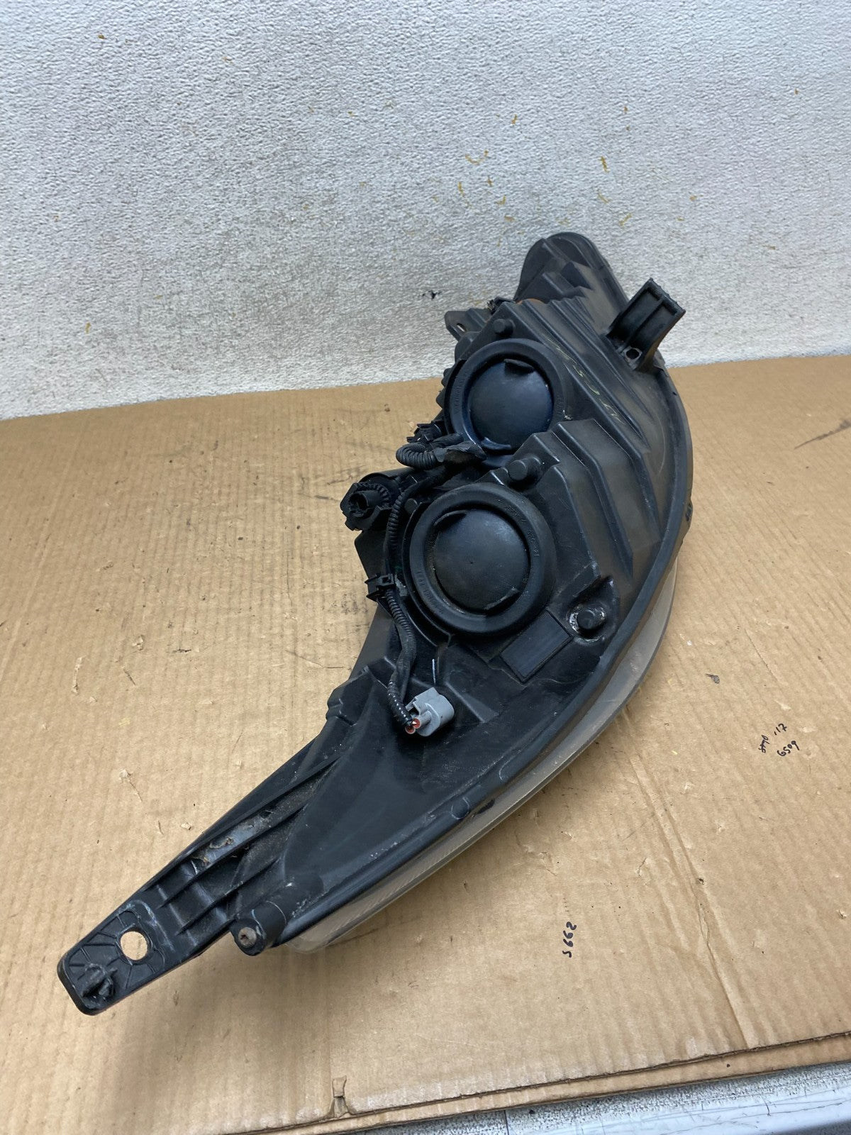 2011 2012 2013 Ford Fiesta Left Driver LH Halogen Headlight AI6570 DW7