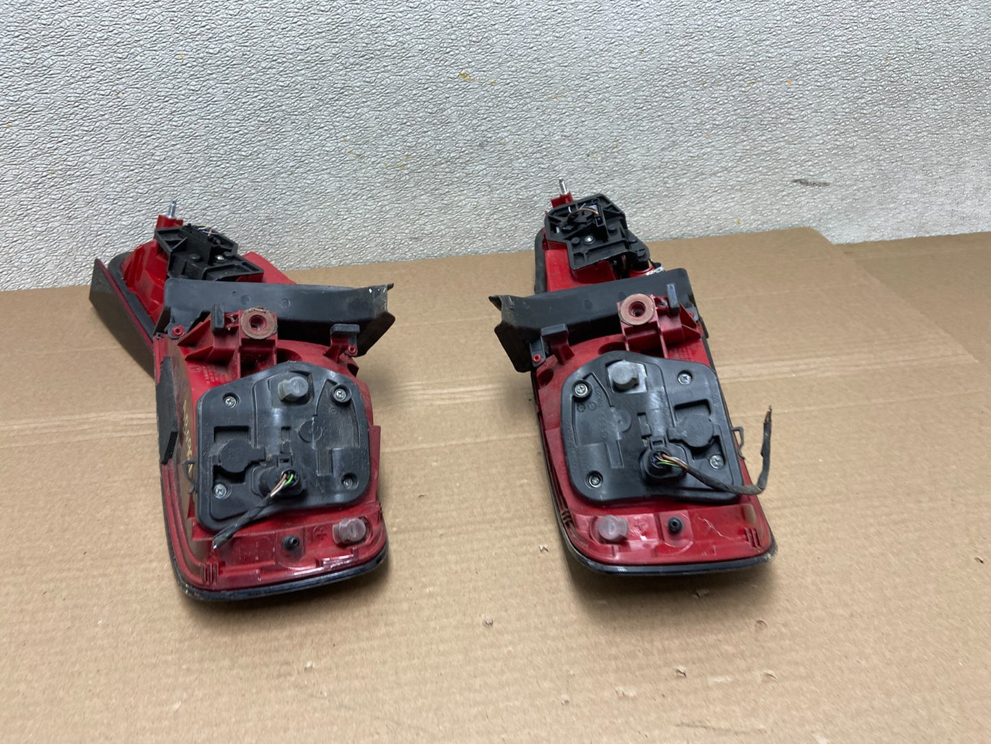 2009 to 2012 Audi A4 Sedan Left+Right Side LED Tail Lights Oem AB0961 DW7