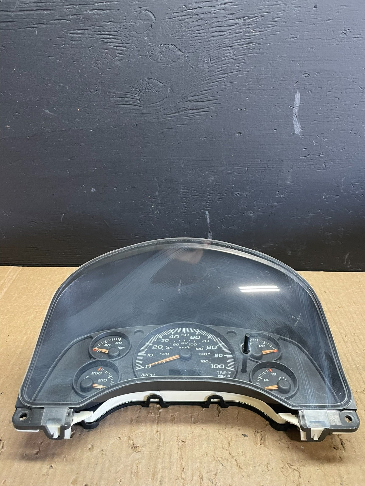 2003 to 2007 Chevrolet Express Speedometer Cluster Gauge 25755008 AB75152