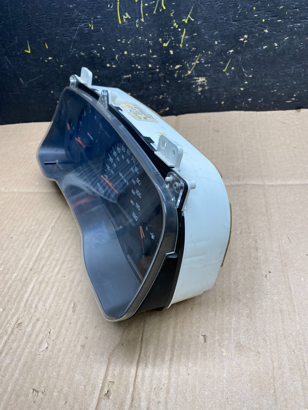2004 Dodge Dakota Instrument Speedometer Gauge Cluster OEM AA4656 DG2