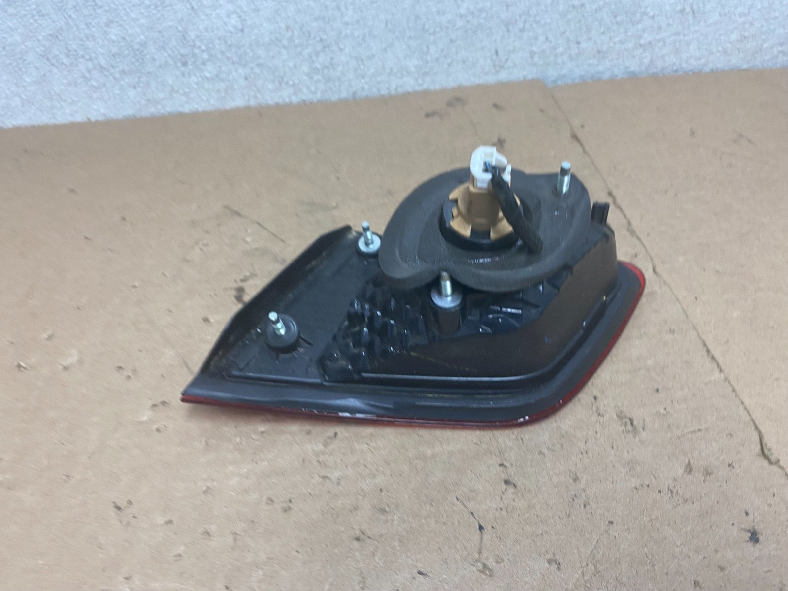 2010-2014 Subaru Legacy Left Driver LH Side Tail Light Inner OEM P4999 DW6