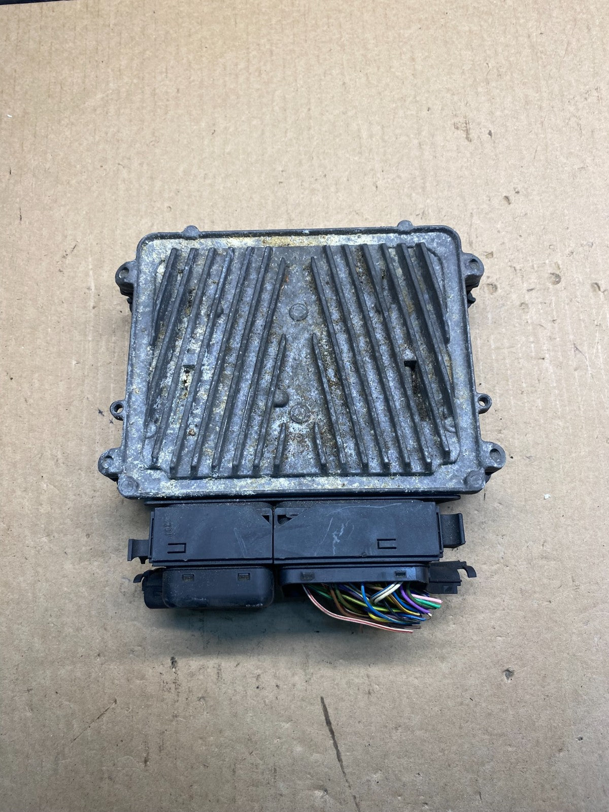 2006 to 2007 Mercedes 3.5L ECU E350 ML350 R350 Engine Computer Module AG7048 DG1