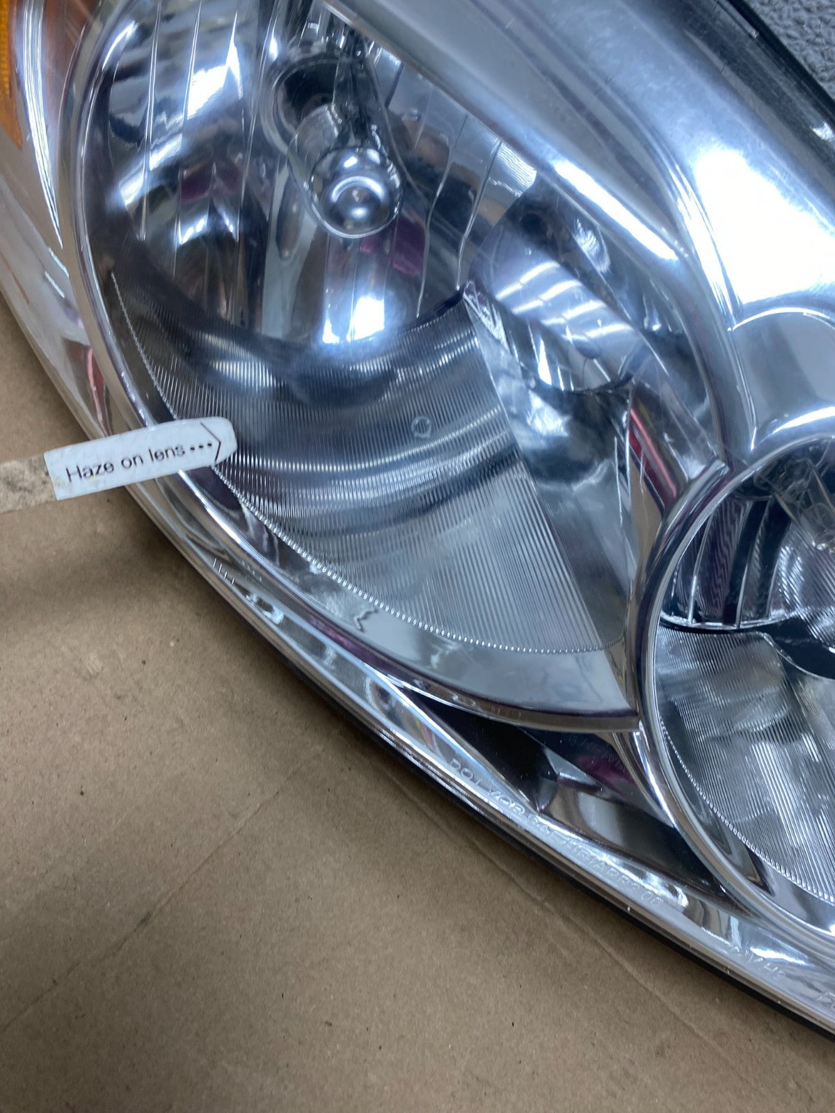 2006 - 2013 Chevrolet Impala Left+Right Set Headlights Halogen AF4370 DW5