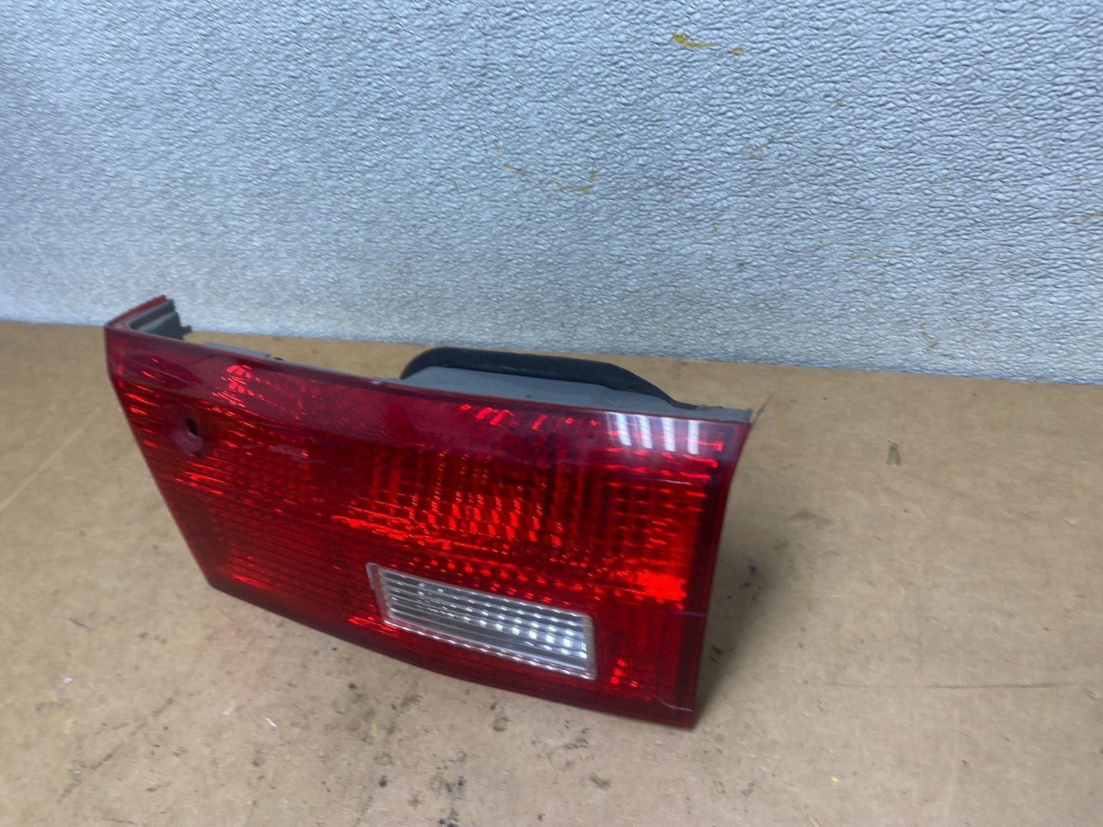 2005 Honda Accord Sedan Right Passenger Inner Tail Light Oem X5681 DW1