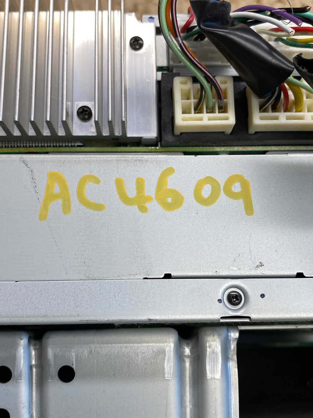 2005 to 2006 Infiniti G35 Radio Player Climate Control Panel Bezel AC4609 DG5