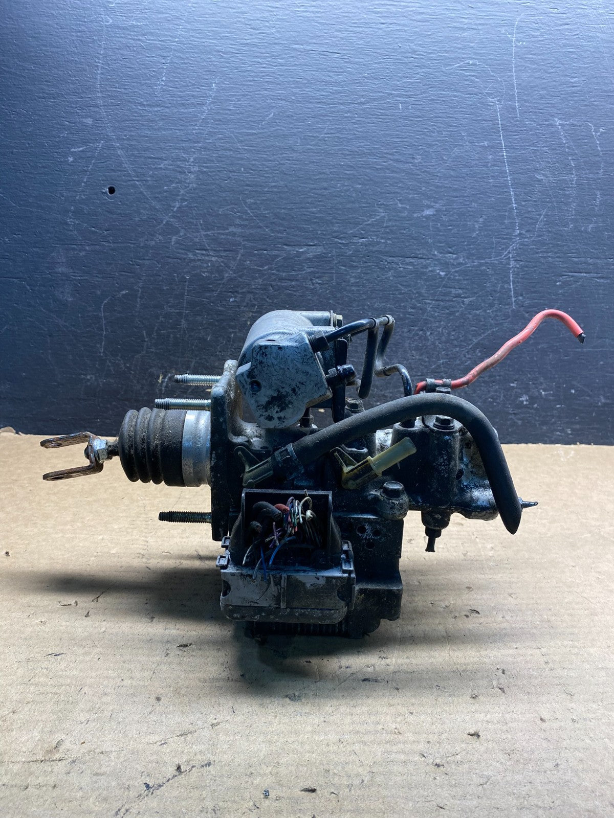 2010 - 2015 Toyota Prius ABS Brake Pump Anti Lock Module AE0025 DG1