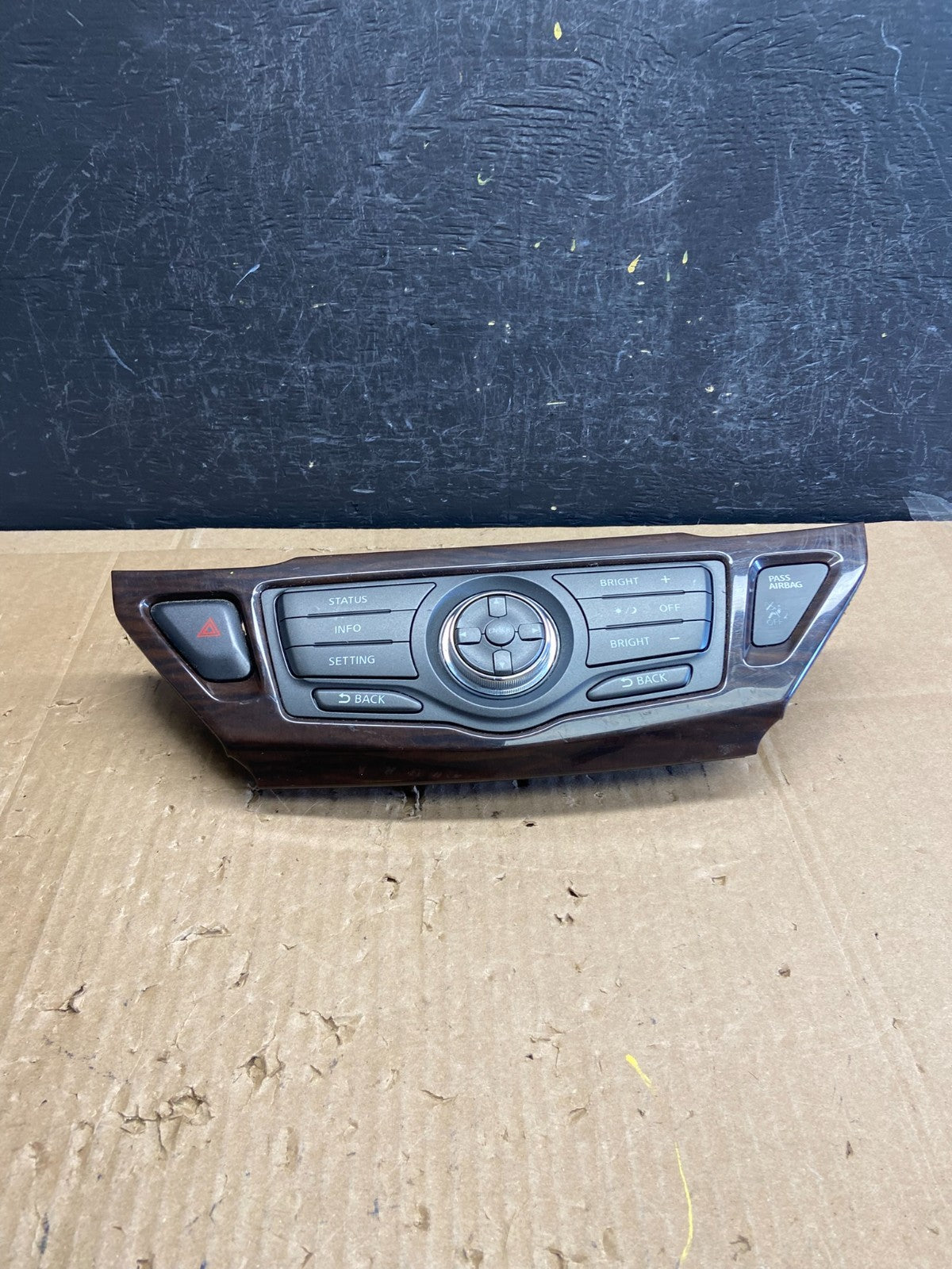 2013 to 2015 Nissan Pathfinder Information Display Control ad2306 DG0