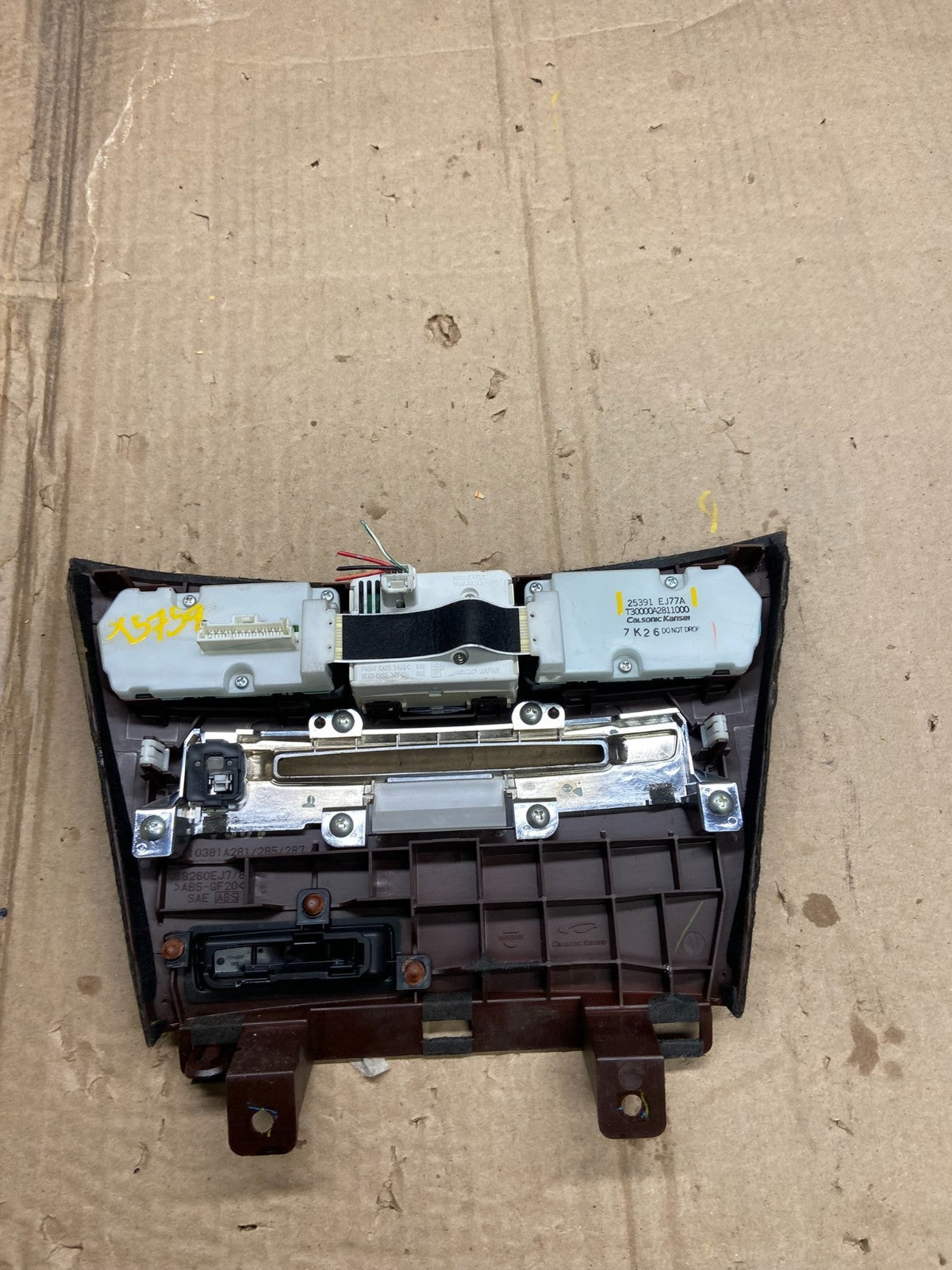 2008 2009 2010 Infiniti M35 Radio Clock Control Panel Plate x5759 DG3