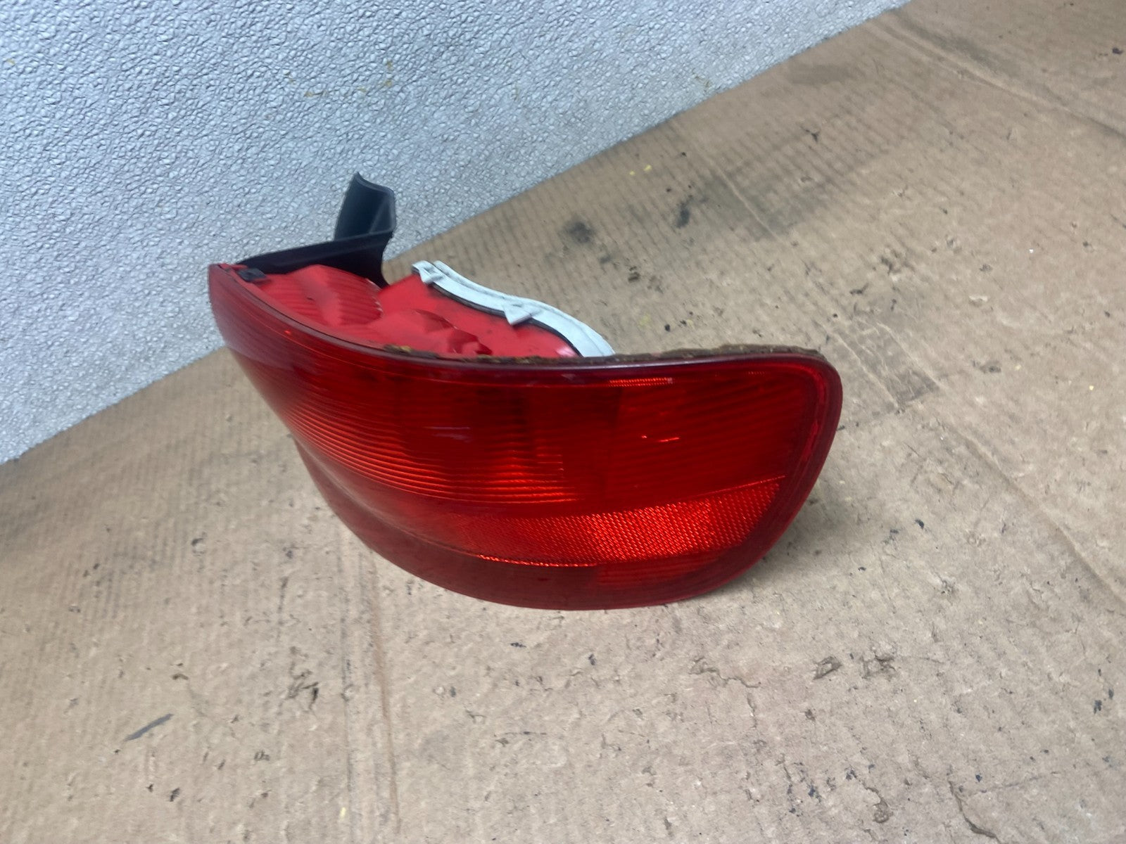 2006 2007 2008 Audi A3 8P Hatchback Right Passenger RH Tail Light Oem AA6854 DW1