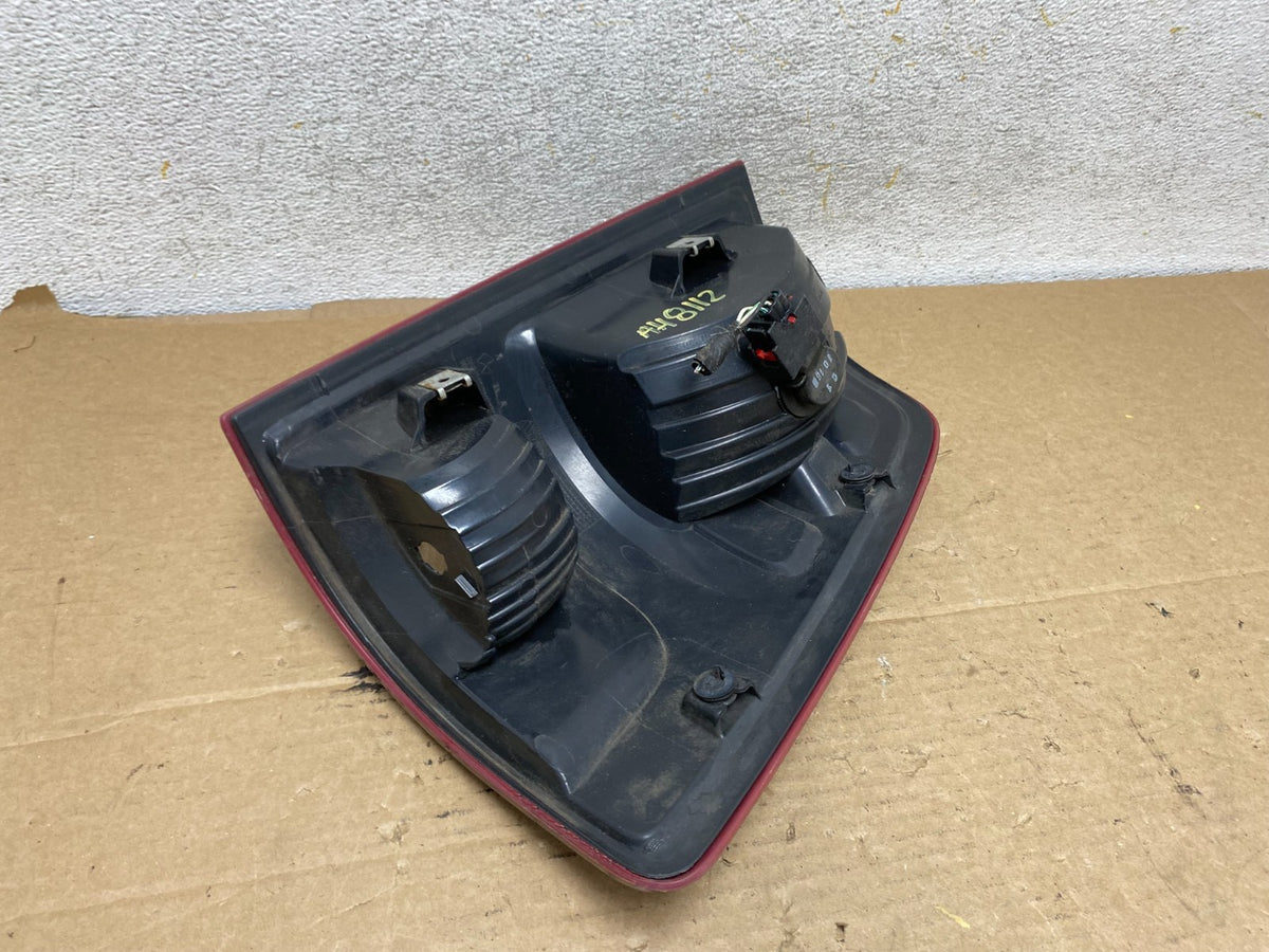2010 to 2018 Dodge Ram 1500 Left Driver LH Side Tail Light AH8112 DW4