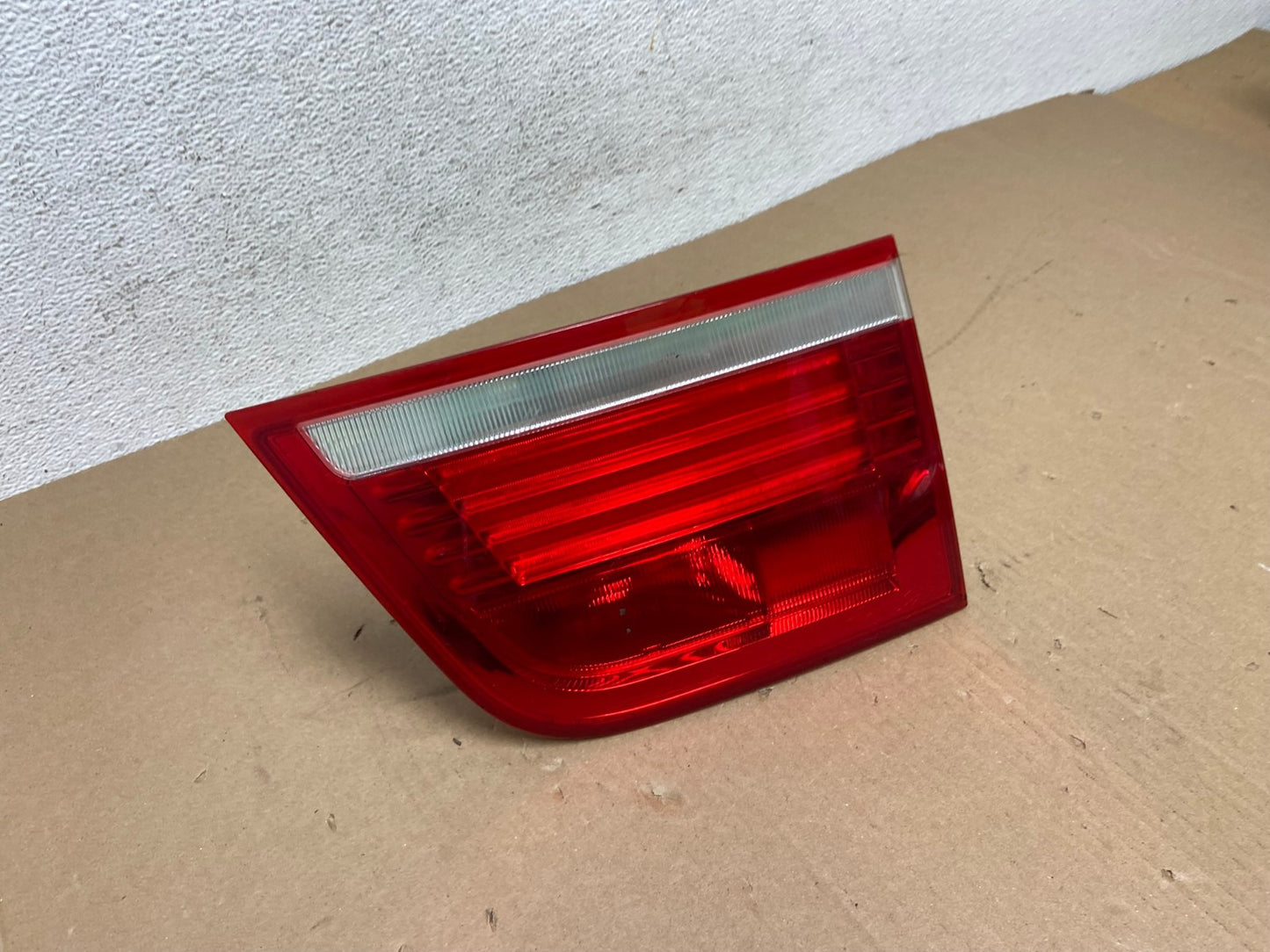 2007 to 2010 Bmw X5 E70 Right Passenger Rh Side Inner Tail Light AD6432 LK2