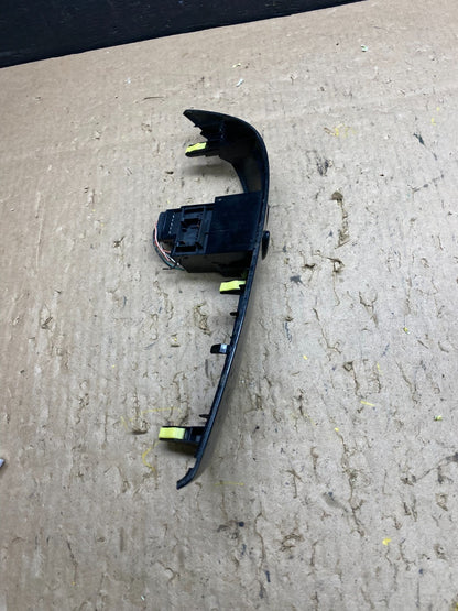 2004 to 2010 Toyota Sienna Switch Key Light Indicator Bezel Trim OEM T6071 DG2