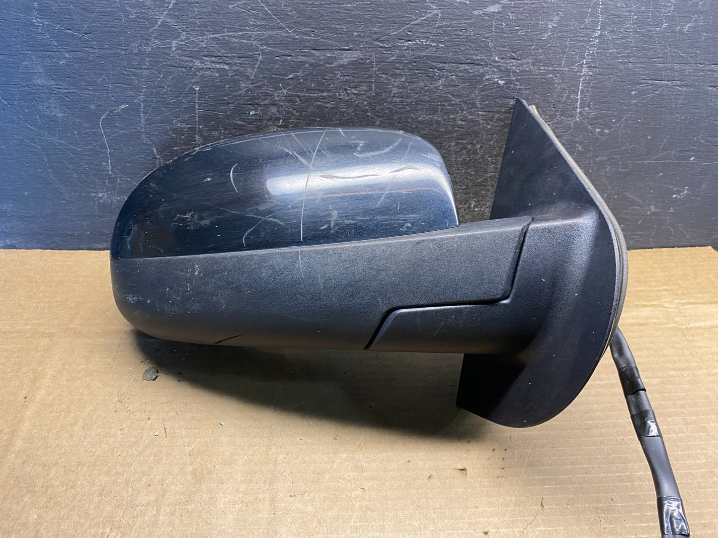 2007 to 2008 Gmc Yukon Right Passenger Turn Signal View Door Mirror AD9752 DW0