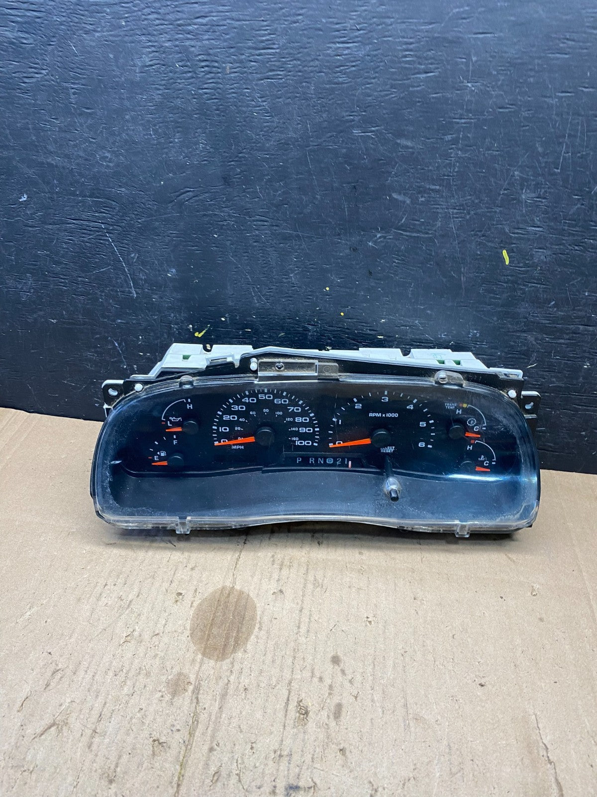 2000 2001 2002 Ford Expedition Speedometer Instrument Gauge Cluster Oem p0016 DG0