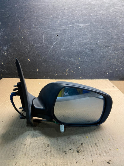 2006 to 2011 Toyota Yaris Right Passenger  RH Side View Door Mirror Z0623 MS8