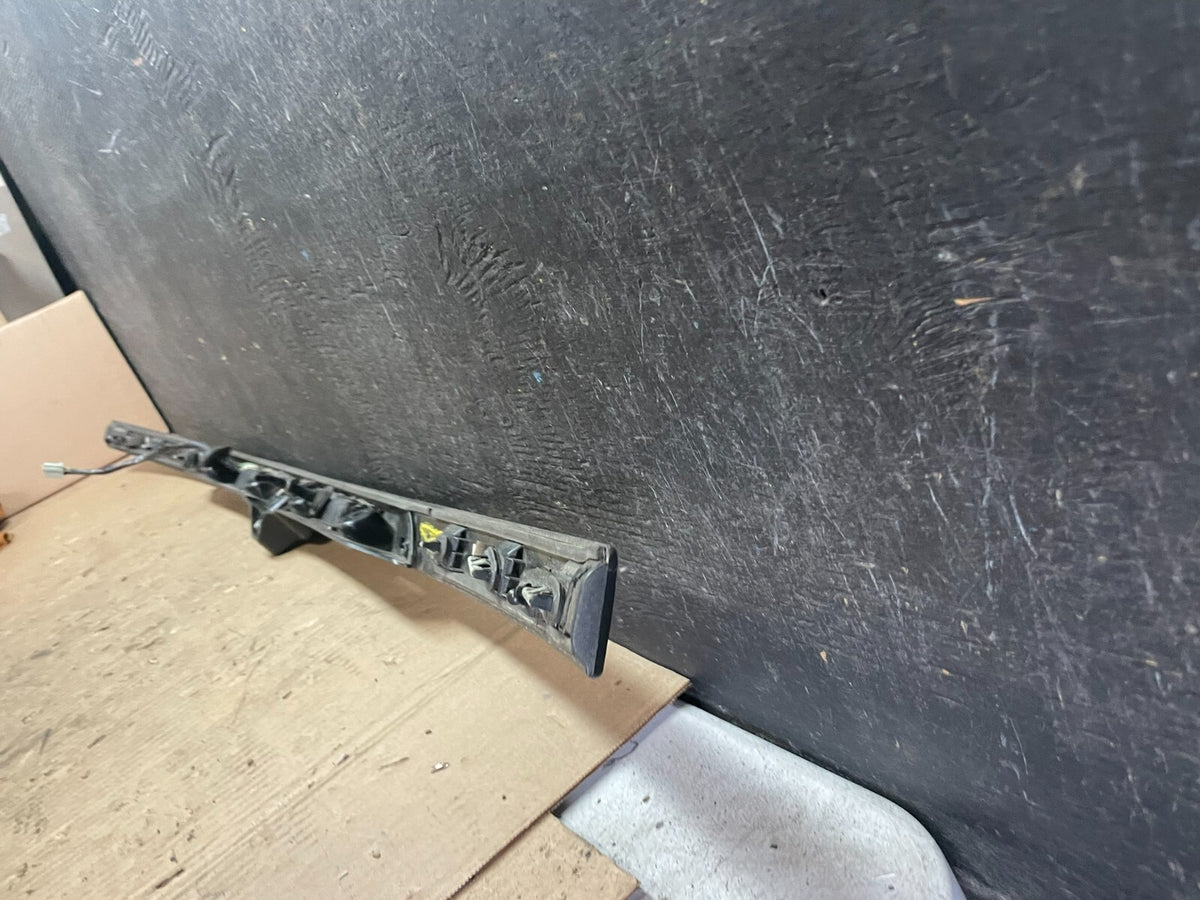 2016 2019 Ford Explorer Interceptor Rear Tailgate Molding With Camera M6136 DG5